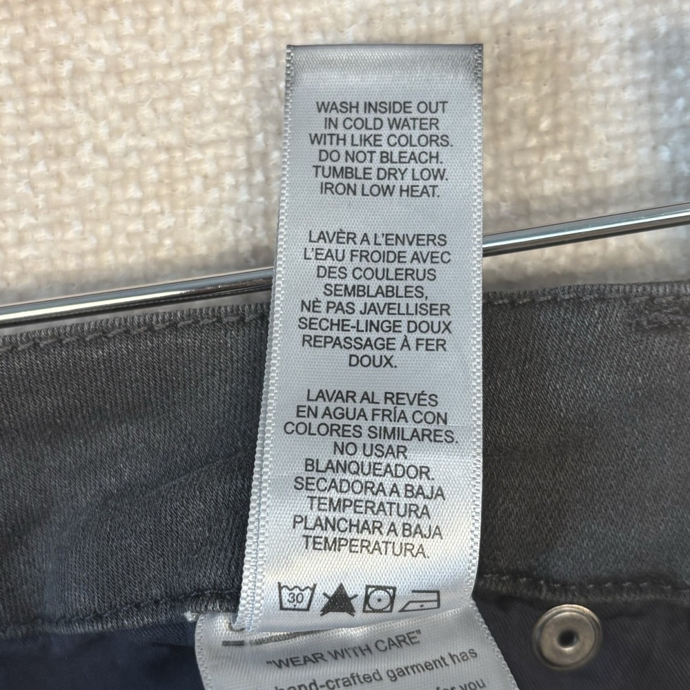 Good American Jeans Womens 6/28 Grayish Black Good Legs Raw Hem Stretch Crop - Picture 9 of 10